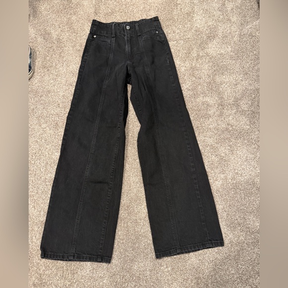 Universal Thread jeans - Picture 2 of 4